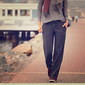 Athleta Workout Pants size 8